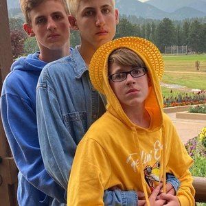 Meet your Posher, Suzanne